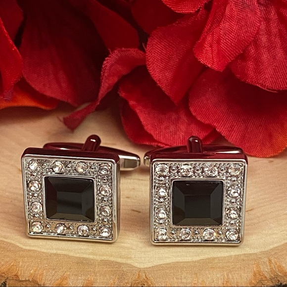 Elegant Black Obsidian and Silver Crystal Square Cufflinks - Picture 9 of 16